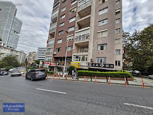 GAYRETTEPE FLORENCE NIGHTINGALE KARŞISI DÜZ GİRİŞ OFİS HOME OFİS