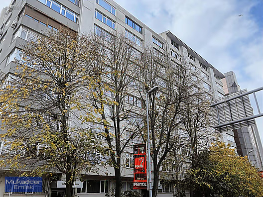 GAYRETTEPE YILDIZPOSTA CAD. AKIN SİTESİNDE KİRALIK OFİS