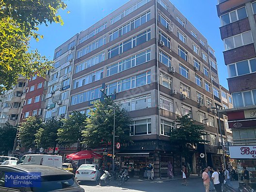 ŞİŞLİ MEYDANDA 200M,4+1,ŞEKLİNDE AĞUSTOS SONU BOŞALACAK OFİS