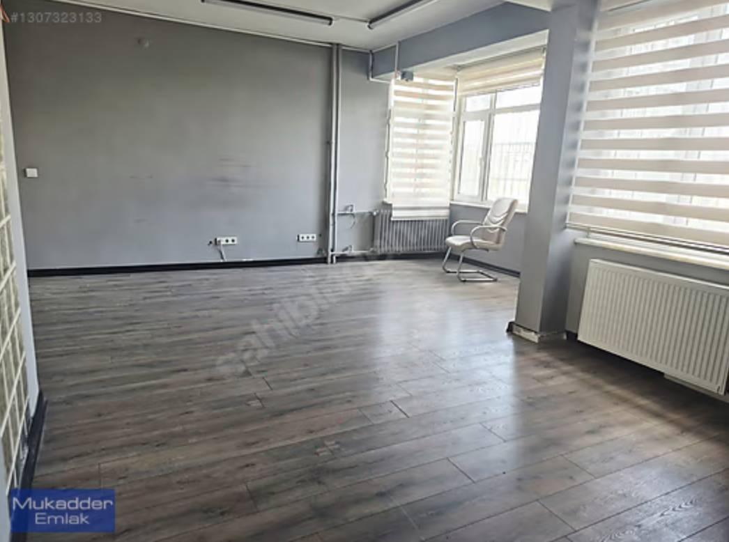 GAYRETTEPE SUBAYEVLERİNDE TEMİZ, 2+1 ,BOŞ, GİRİŞ KATI,90M.OFİS
